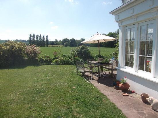 The Old Rectory Bed & Breakfast Abergavenny Extérieur photo